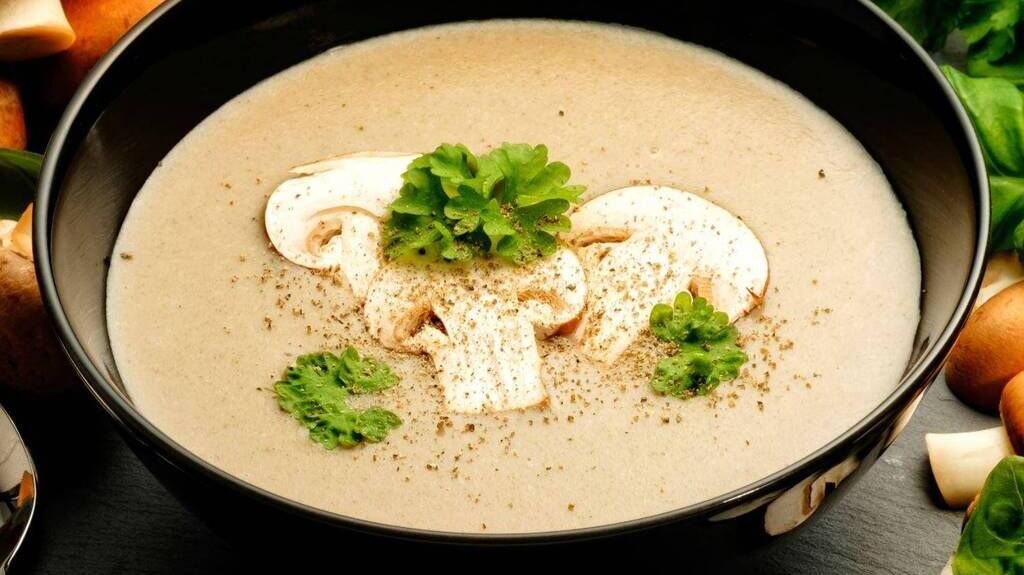 Грибной суп из сушеных грибов с перловкой рецепт – Европейская кухня: Супы. «Еда»